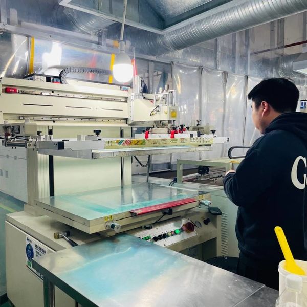 Yiwu Y & Q Transfer Co. Ltd linia produkcyjna producenta